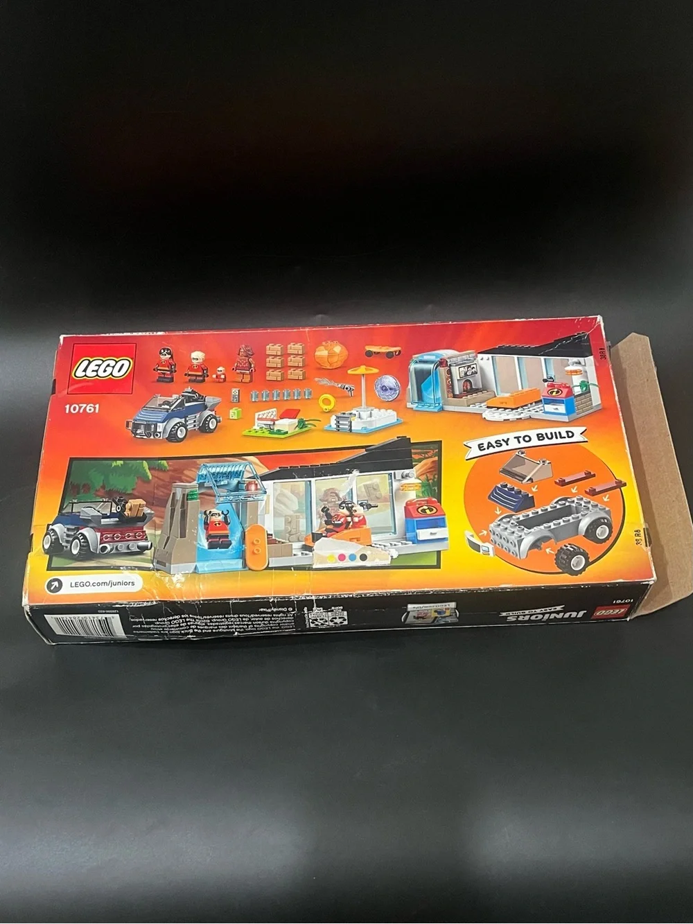 LEGO Juniors 10761 Incredibles 2 The Great Home Escape 178 Pcs - Open Box